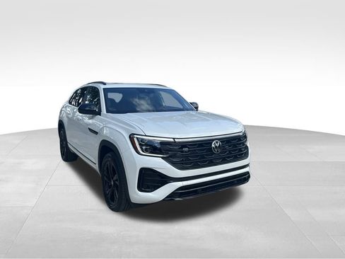 New 2026 Volkswagen Atlas Cross Sport SEL R-Line image 2