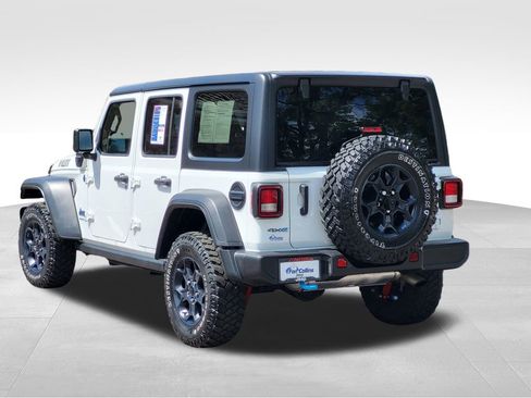 Used 2023 Jeep Wrangler Unlimited w/ Cold Weather Group AWD/4WD image 8