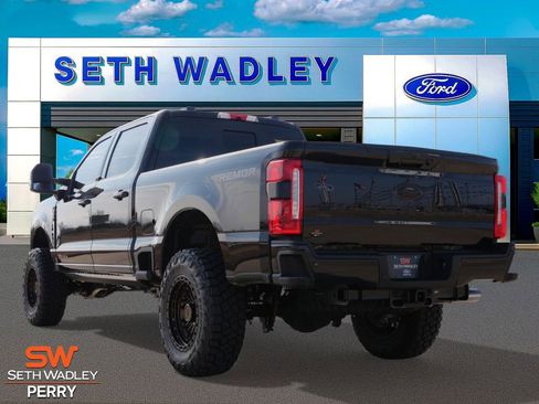 New 2025 Ford F250 Lariat w/ Lariat Ultimate Package AWD/4WD image 7