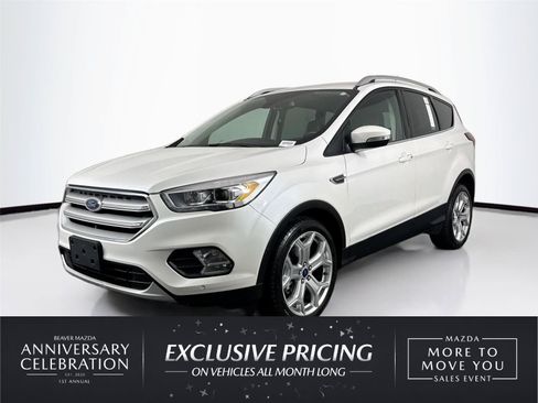 Used 2019 Ford Escape Titanium FWD image 1