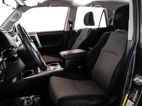 Used 2018 Toyota 4Runner SR5 image 27