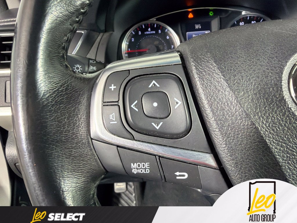 Used 2017 Toyota Camry SE FWD image 15
