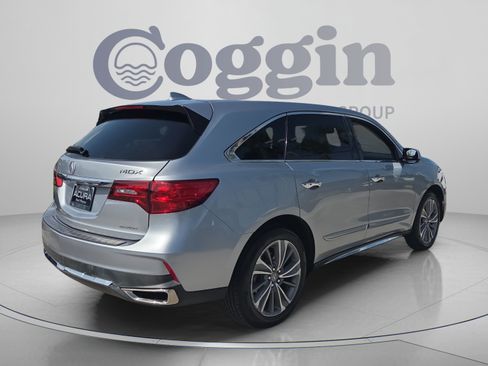 Certified 2018 Acura MDX SH-AWD w/ Technology Package image 5