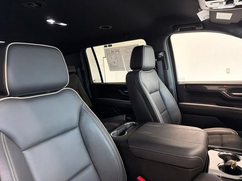 Used 2026 GMC Yukon XL Elevation w/ LPO, Floor Liner Package AWD/4WD image 43