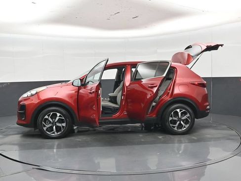 Used 2022 Kia Sportage LX FWD image 56