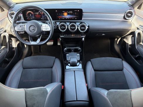 Used 2023 Mercedes-Benz CLA 250 image 19
