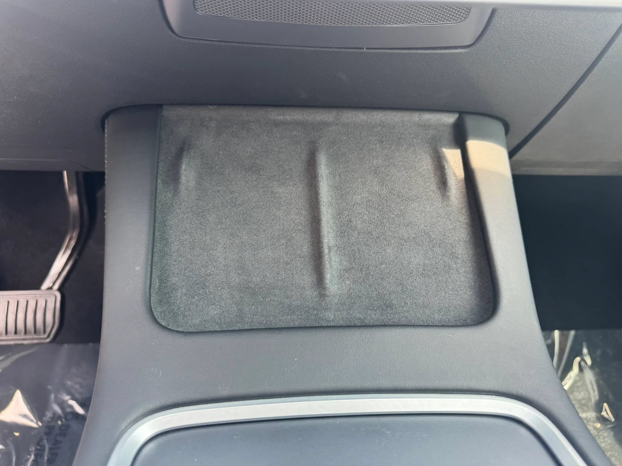 Used 2021 Tesla Model Y Long Range AWD/4WD image 21