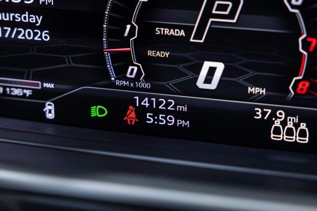 Used 2022 Lamborghini Urus AWD/4WD image 57