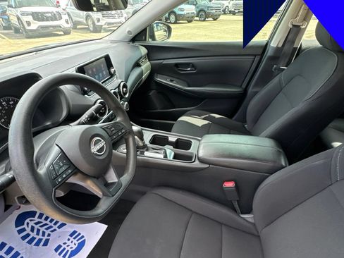 Used 2024 Nissan Sentra S FWD image 12