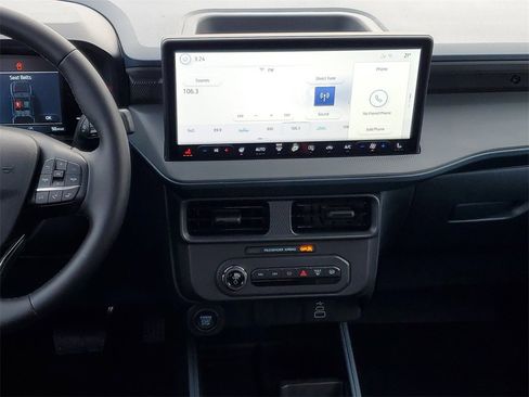 New 2026 Ford Maverick XLT w/ XLT Luxury Package image 22