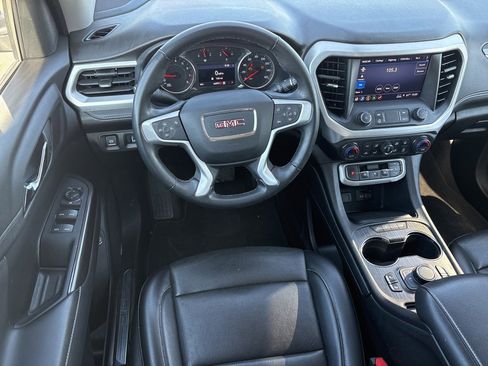 Used 2023 GMC Acadia SLT image 12