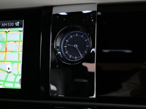 Used 2024 Rolls-Royce Ghost Extended Wheelbase image 34