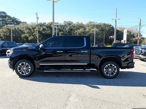 Used 2023 Chevrolet Silverado 1500 High Country image 8