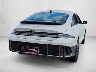 New 2025 Hyundai Ioniq 6 SEL video 2