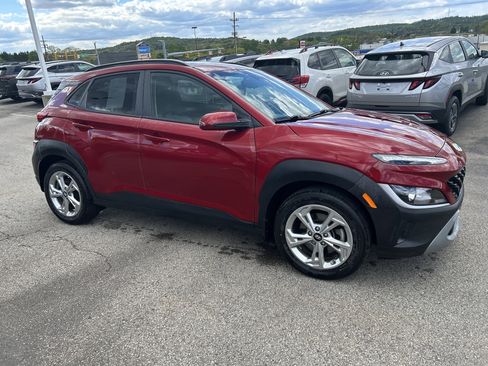 Certified 2023 Hyundai Kona SEL w/ Convenience Package AWD/4WD image 4