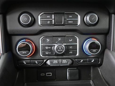 Used 2023 Chevrolet Tahoe RST w/ Sport Performance Package AWD/4WD image 19