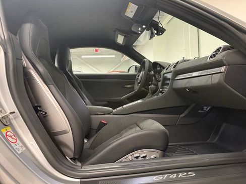 Certified 2025 Porsche 718 Cayman GT4 RS RWD image 30