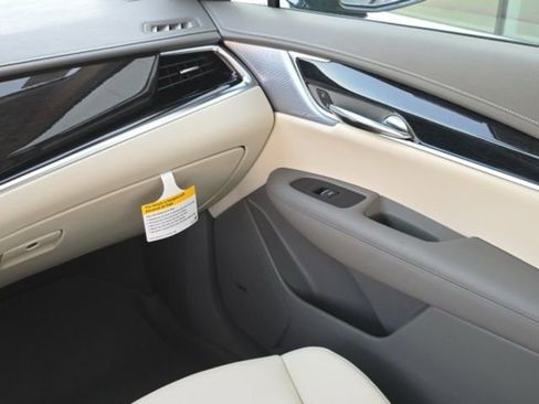 New 2025 Cadillac XT6 Premium Luxury w/ Technology Package image 21