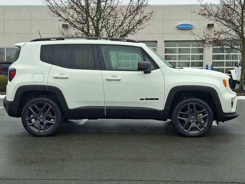 Used 2021 Jeep Renegade Latitude image 10
