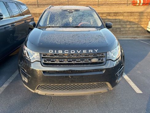 Used 2018 Land Rover Discovery Sport SE image 1