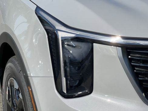 New 2026 Kia Sorento S FWD image 13