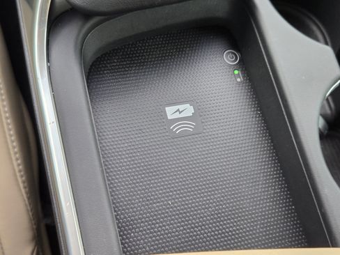 Certified 2025 Acura TLX w/ Technology Package image 28