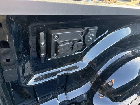 New 2026 RAM 2500 Tradesman AWD/4WD image 17