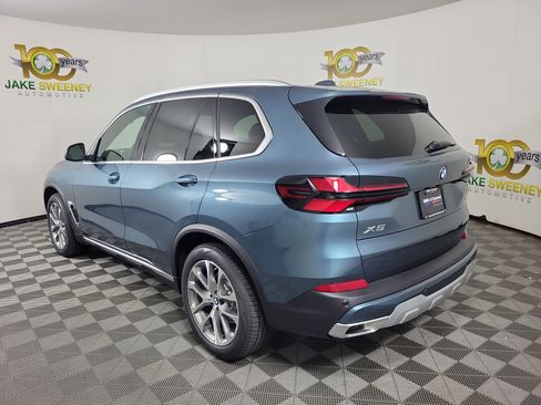 New 2026 BMW X5 xDrive40i w/ Climate Comfort Package image 5