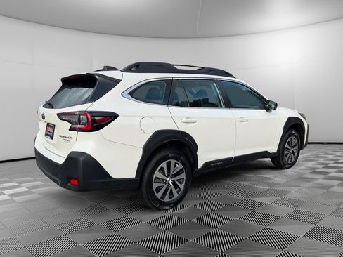 Certified 2024 Subaru Outback image 7