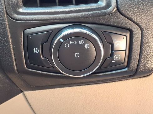 Used 2012 Ford Focus SEL FWD image 14