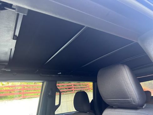 Used 2023 Ford Bronco Outer Banks AWD/4WD image 15