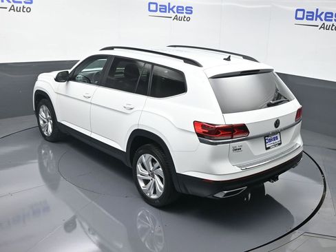 Used 2021 Volkswagen Atlas SE w/ Towing Package image 51