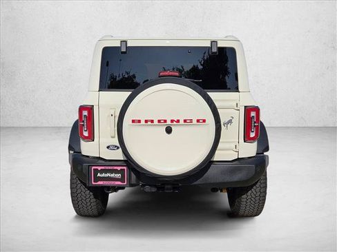 New 2026 Ford Bronco Outer Banks w/ Sasquatch Package AWD/4WD image 8