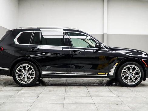Used 2025 BMW X7 xDrive40i image 7