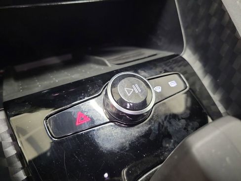 Used 2022 Polestar Polestar 2 w/ Performance Package image 28