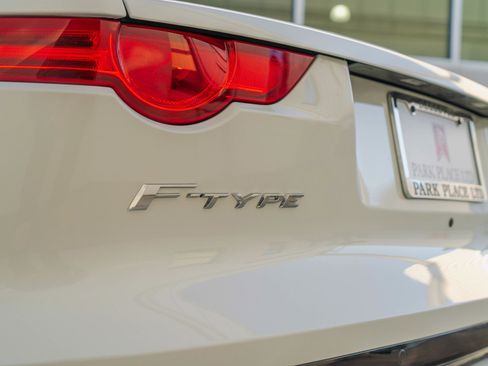 Used 2017 Jaguar F-TYPE R AWD/4WD image 9