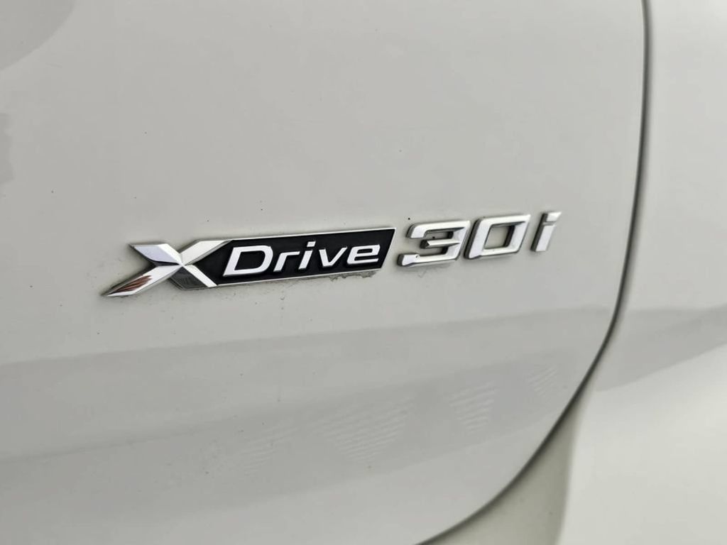 Used 2024 BMW X3 xDrive30i AWD/4WD image 17
