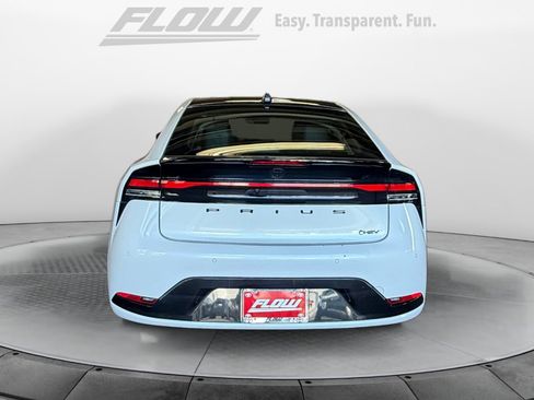Used 2025 Toyota Prius AWD image 8