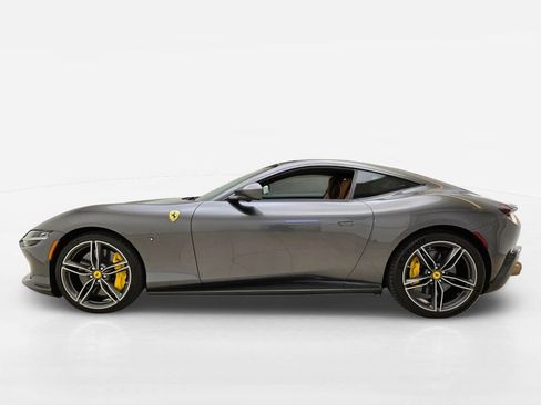 Used 2023 Ferrari Roma RWD image 12