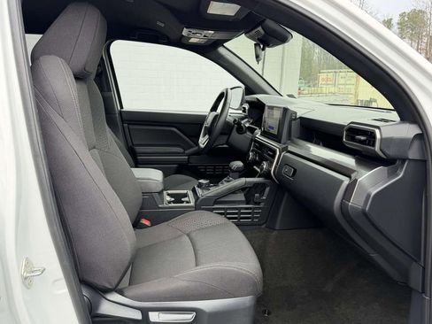 Used 2025 Toyota 4Runner SR5 image 12