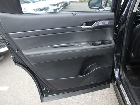 Used 2023 Hyundai Palisade Limited AWD/4WD image 24