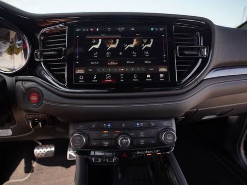 Used 2025 Dodge Durango SRT Hellcat image 34