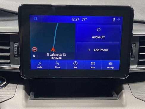 Used 2021 Ford Explorer XLT w/ Equipment Group 202A AWD/4WD image 30