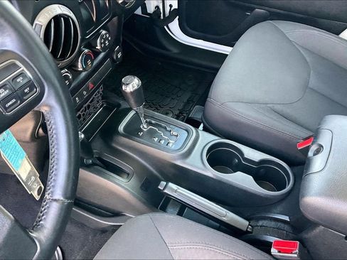Used 2016 Jeep Wrangler Sport w/ Quick Order Package 24S AWD/4WD image 12