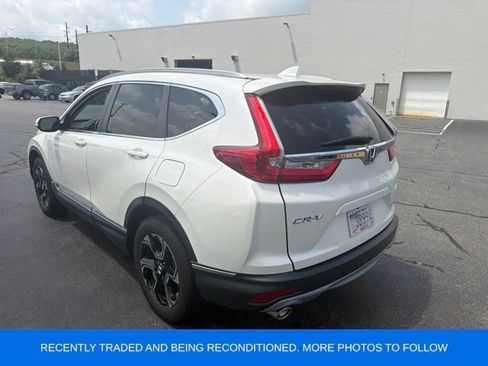 Used 2018 Honda CR-V Touring image 3