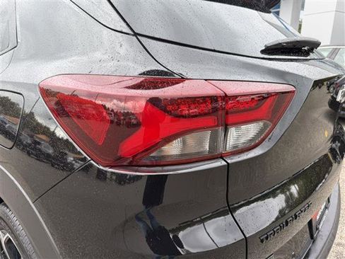 Certified 2023 Chevrolet TrailBlazer RS w/ Convenience Package image 25