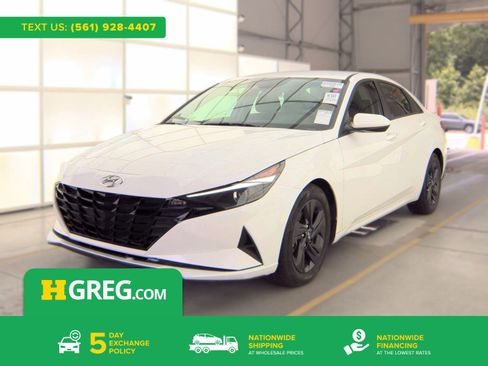 Used 2021 Hyundai Elantra SEL FWD image 1