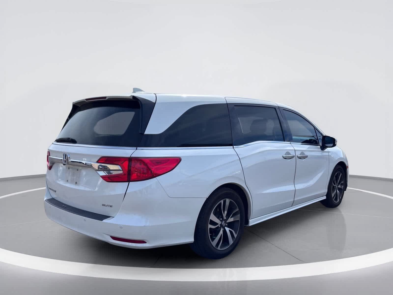 Used 2018 Honda Odyssey Elite image 6