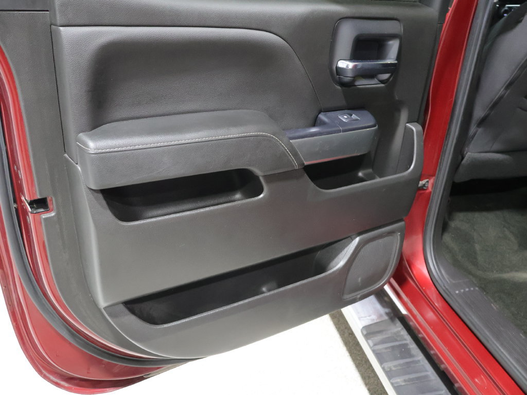 Used 2018 Chevrolet Silverado 1500 LT w/ All Star Edition AWD/4WD image 18