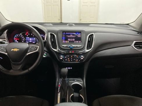 Used 2022 Chevrolet Equinox LT FWD image 13